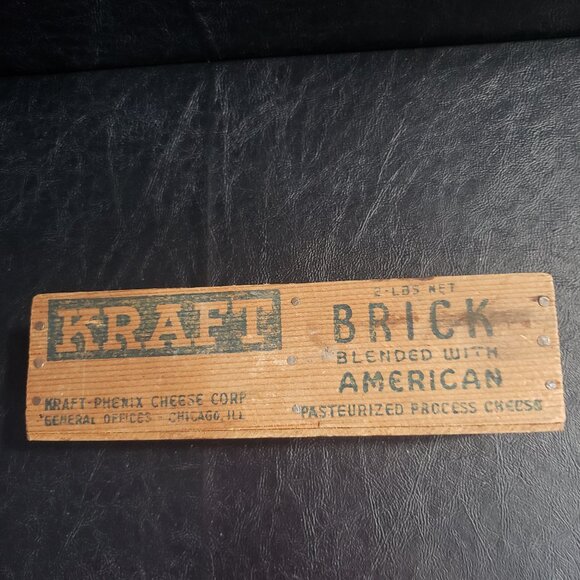 Wooden Kraft 2lb. Brick Blended with American Pasteurized Process Cheese - Picture 1 of 5